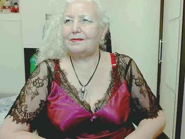 Model: GrannyWants