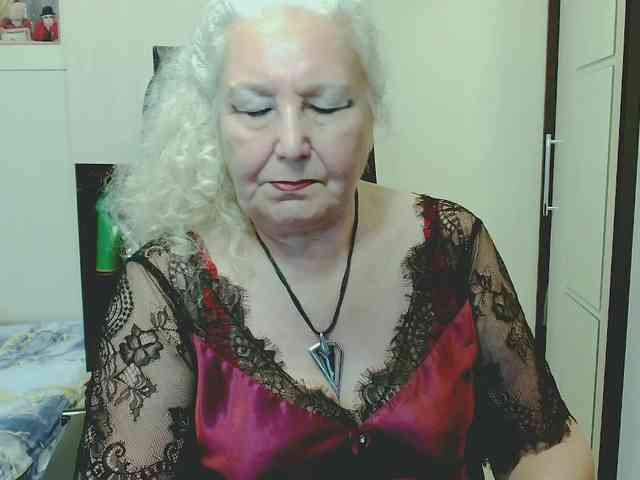 Model: GrannyWants