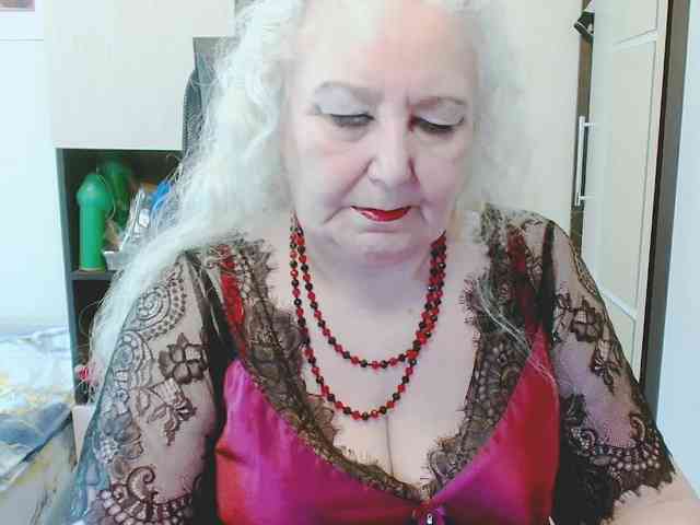 GrannyWants webcam