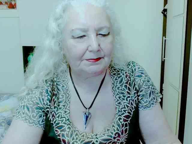 GrannyWants webcam