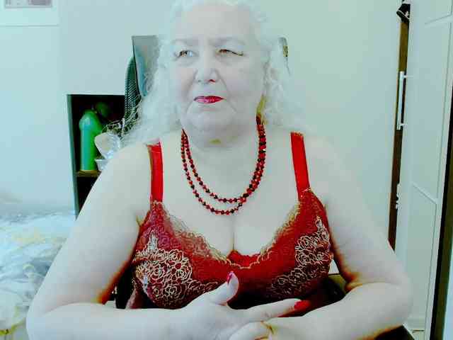 GrannyWants webcam