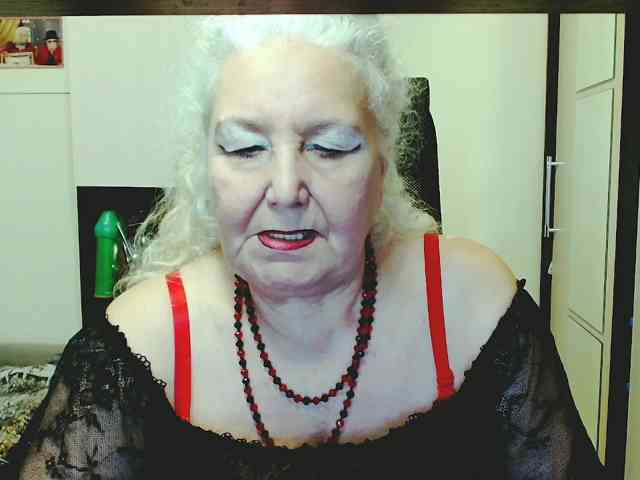 Model: GrannyWants