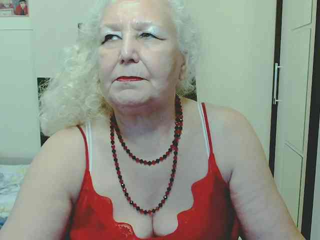Model: GrannyWants