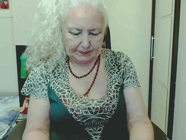 Model: GrannyWants