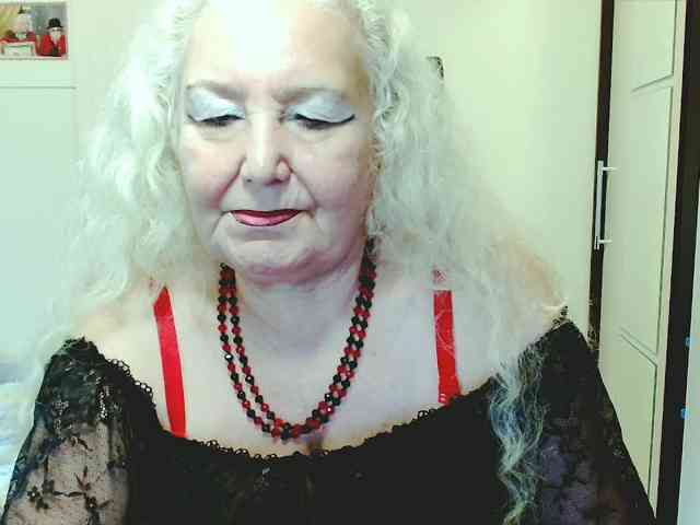 Model: GrannyWants