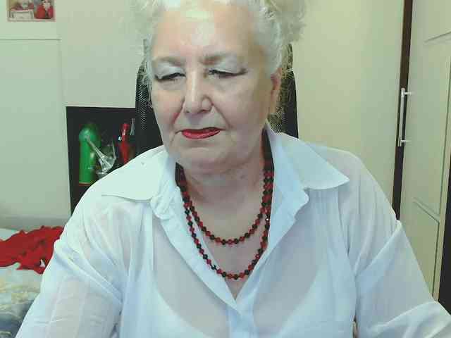 Model: GrannyWants