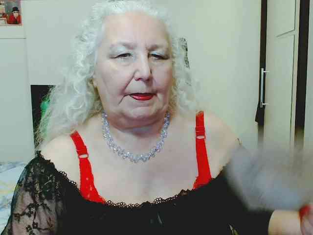 GrannyWants webcam