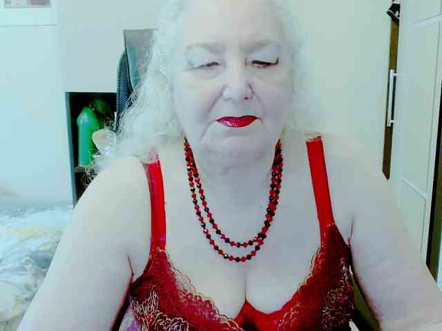 Model: GrannyWants