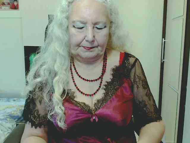 Model: GrannyWants