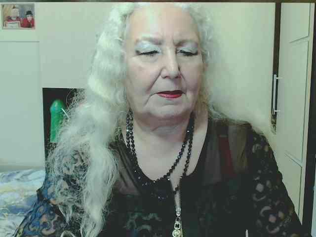 Model: GrannyWants