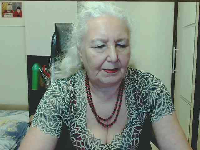 Model: GrannyWants