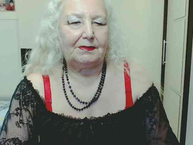 Model: GrannyWants
