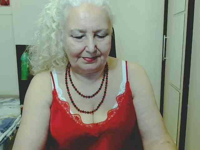 Model: GrannyWants