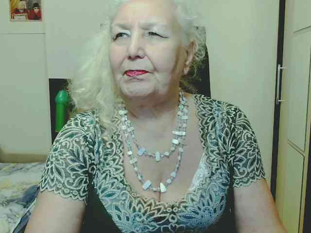 Model: GrannyWants