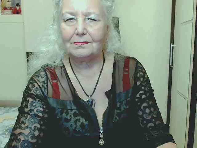 Model: GrannyWants