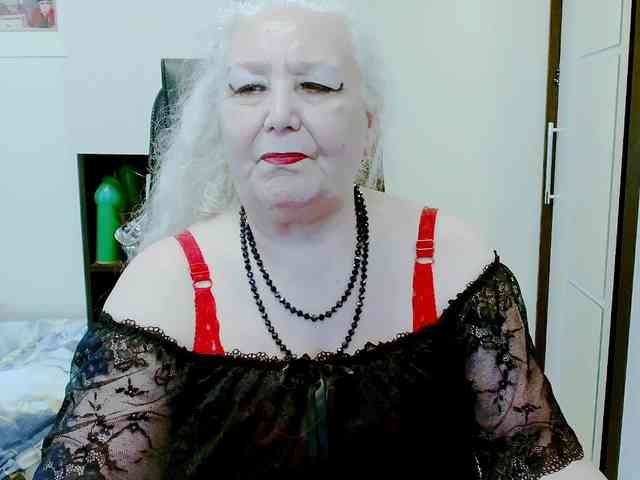 GrannyWants webcam