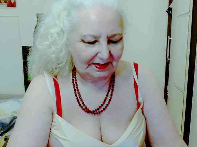 GrannyWants webcam