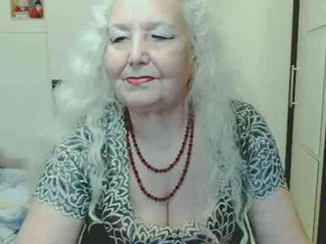 Model: GrannyWants