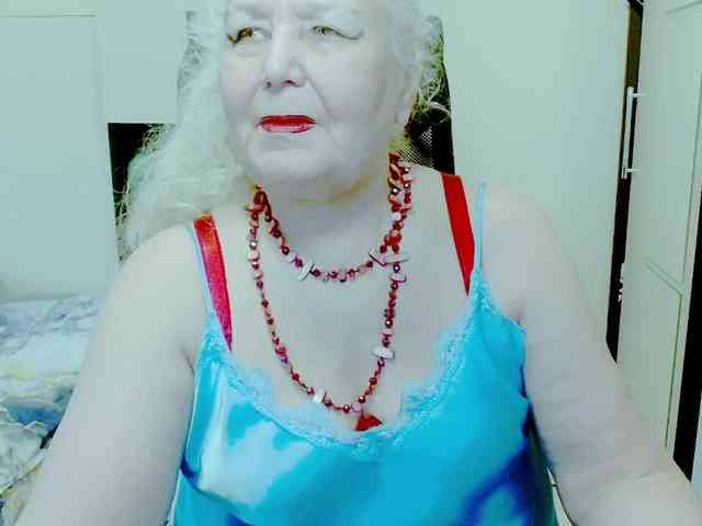 Model: GrannyWants