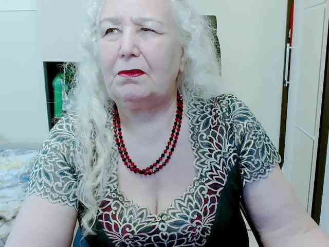Model: GrannyWants