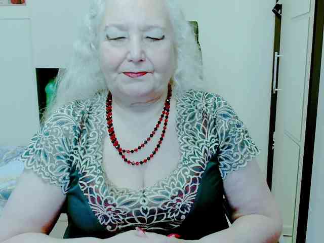 GrannyWants webcam