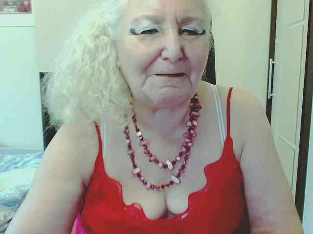 Model: GrannyWants