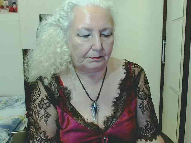 online nude cam Grannywants