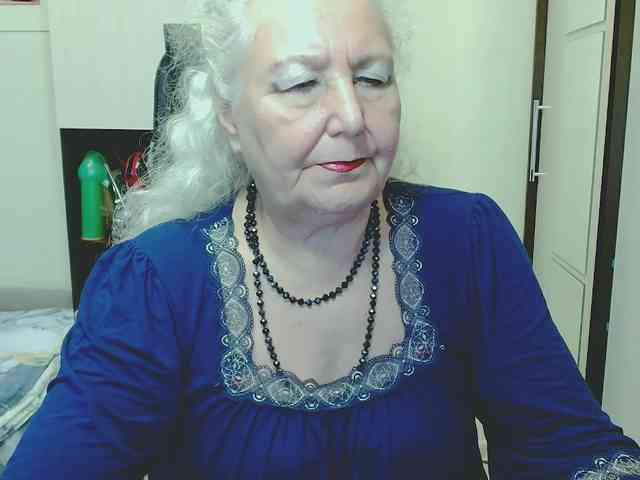 Model: GrannyWants