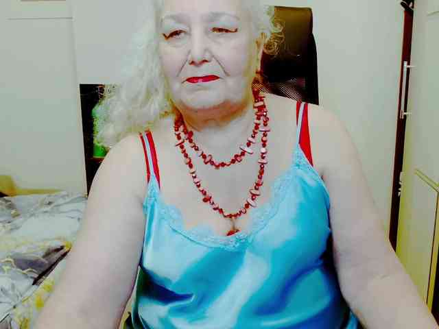 GrannyWants webcam