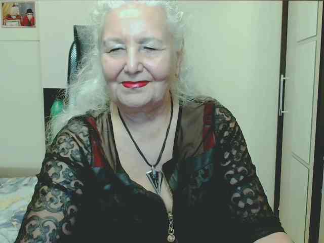 Model: GrannyWants
