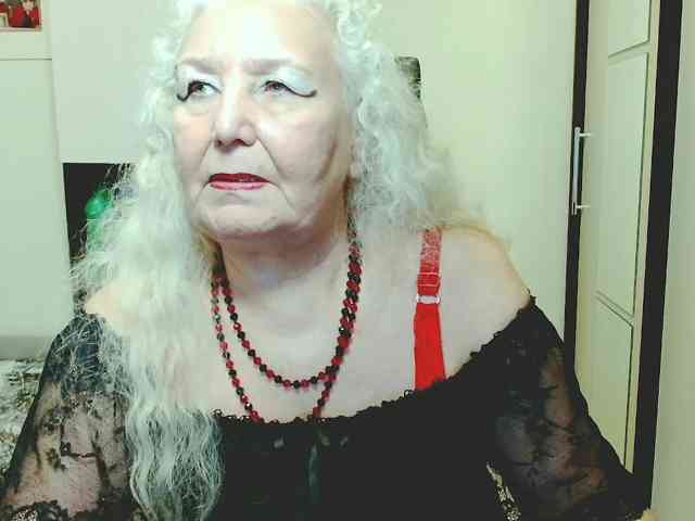 Model: GrannyWants