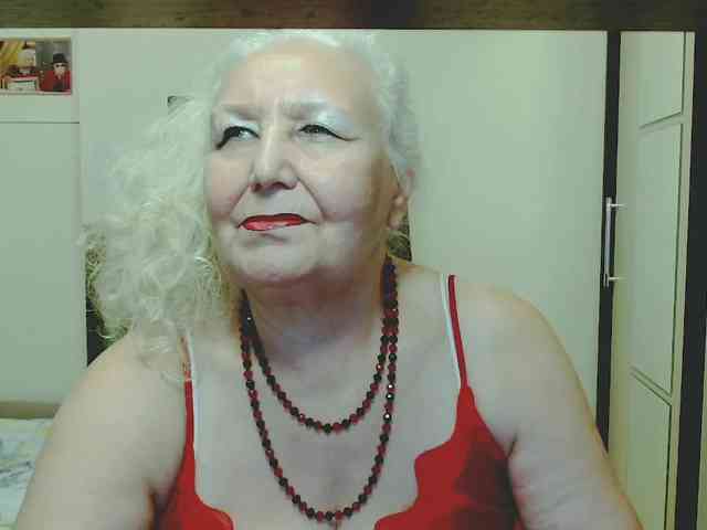 Model: GrannyWants