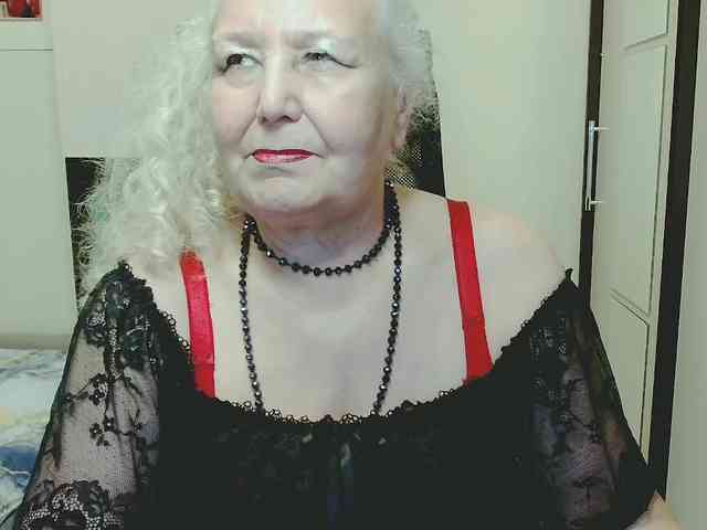 Model: GrannyWants