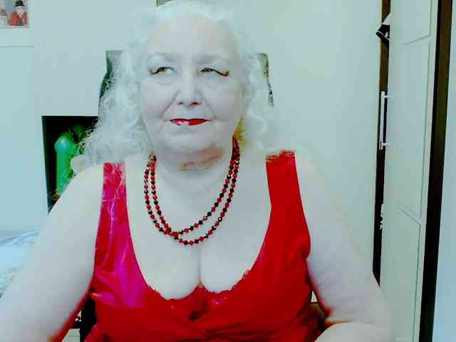 Model: GrannyWants