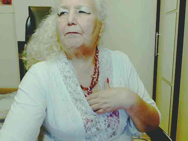 Model: GrannyWants