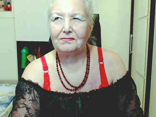 Model: GrannyWants