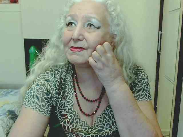 Model: GrannyWants