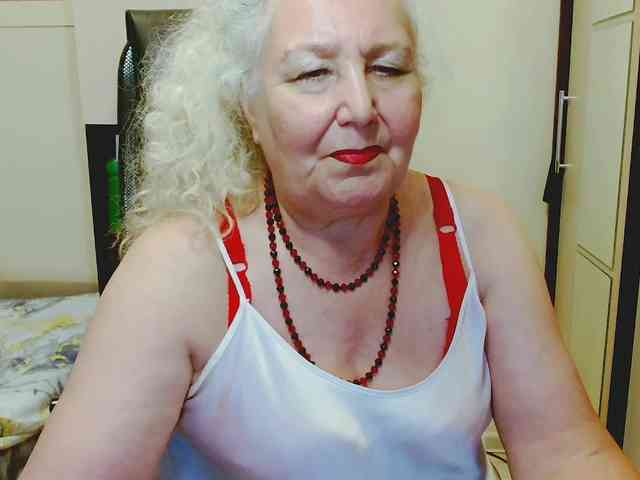 Model: GrannyWants