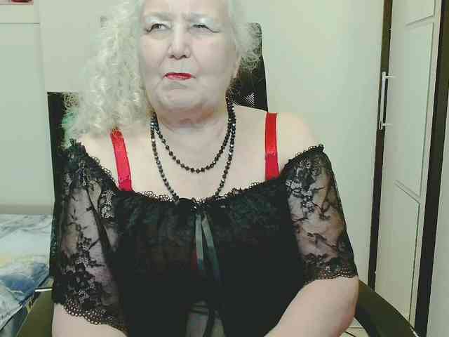 Model: GrannyWants