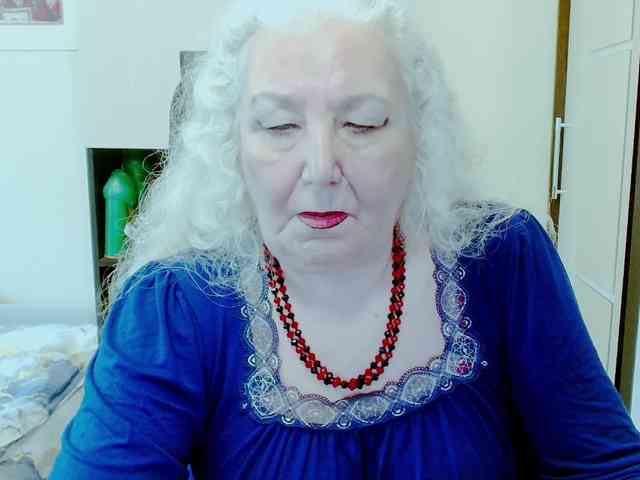 Model: GrannyWants