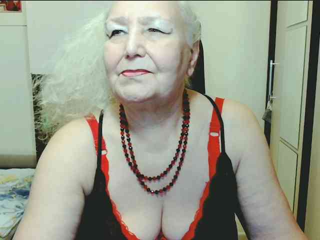Model: GrannyWants