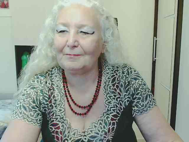 Model: GrannyWants
