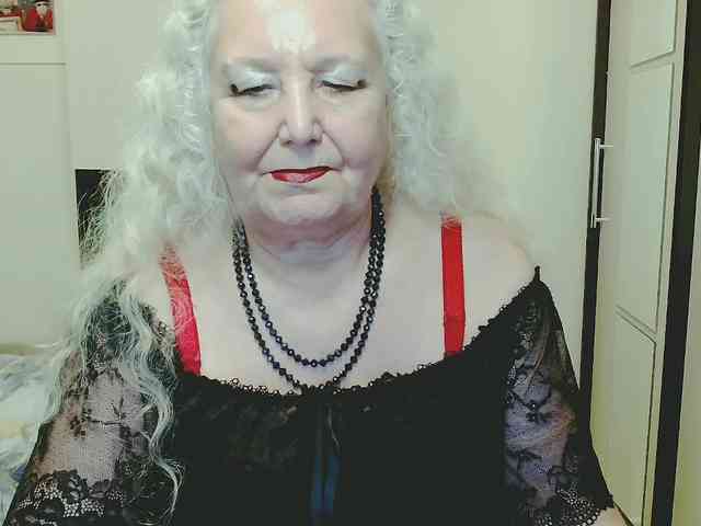 Model: GrannyWants