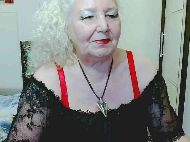 Model: GrannyWants