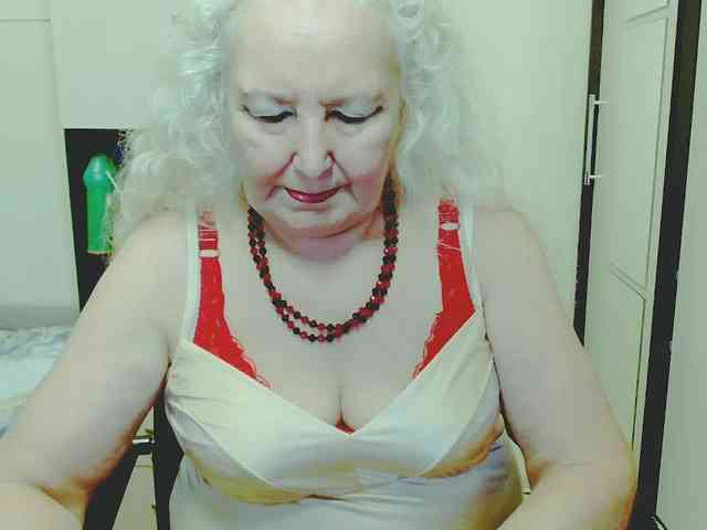 Model: GrannyWants