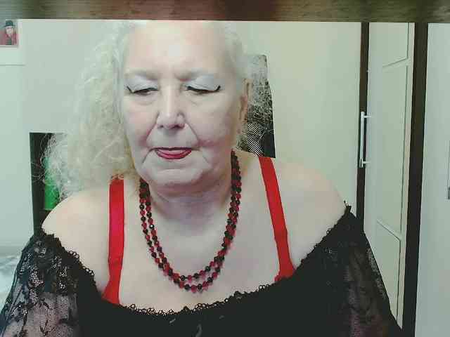Model: GrannyWants