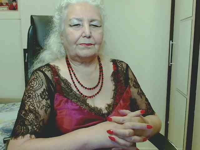 Model: GrannyWants