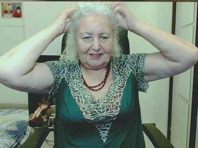Model: GrannyWants