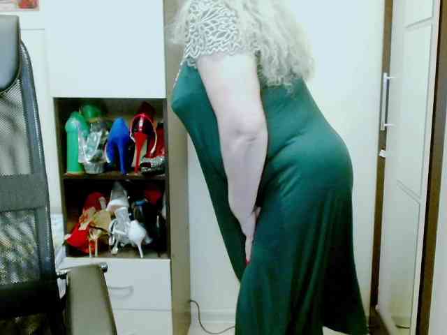 Model: GrannyWants