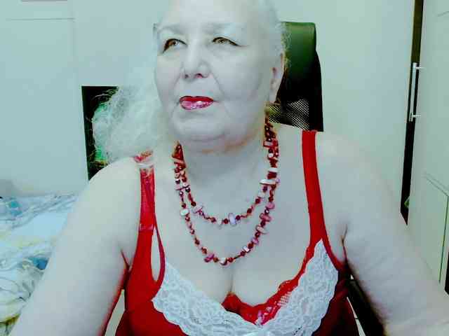 Model: GrannyWants